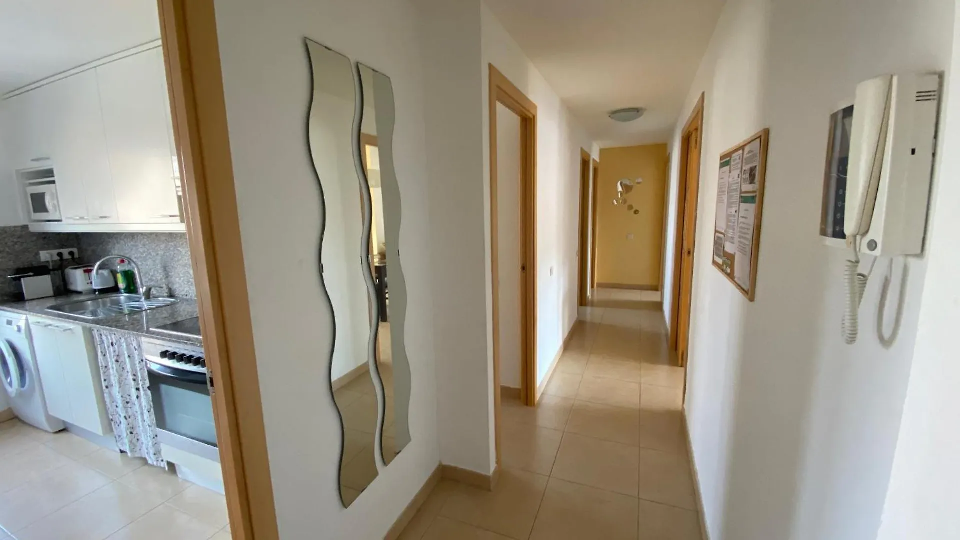 יורט דה מאר Apartment Fenals Beach ספרד